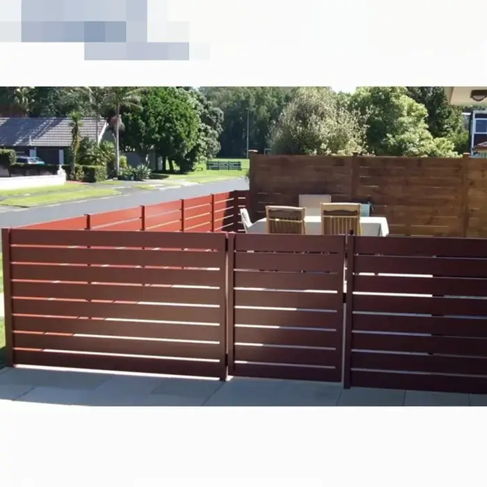 Panneau de clôture en aluminium